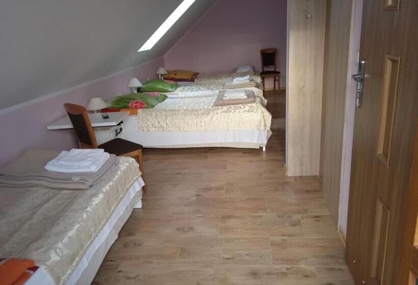 פנסיון Agrostok Noclegi Agroturystyka