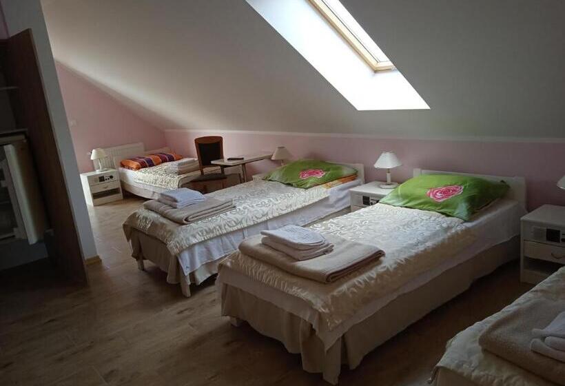 Pensió Agrostok Noclegi Agroturystyka