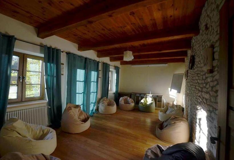 Пансион Gniazdo W Parku