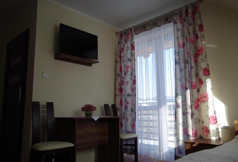 بنسيون Willa Rembisz