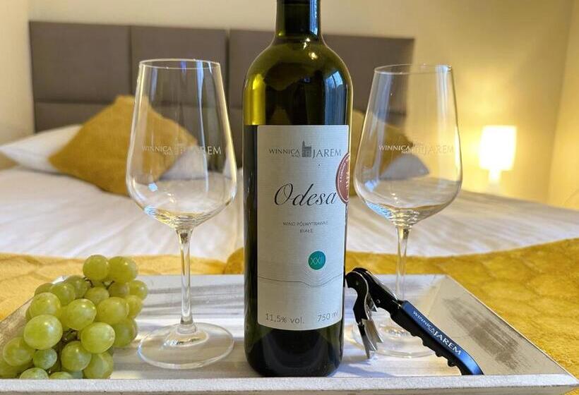 פנסיון Winnica Nad Jarem