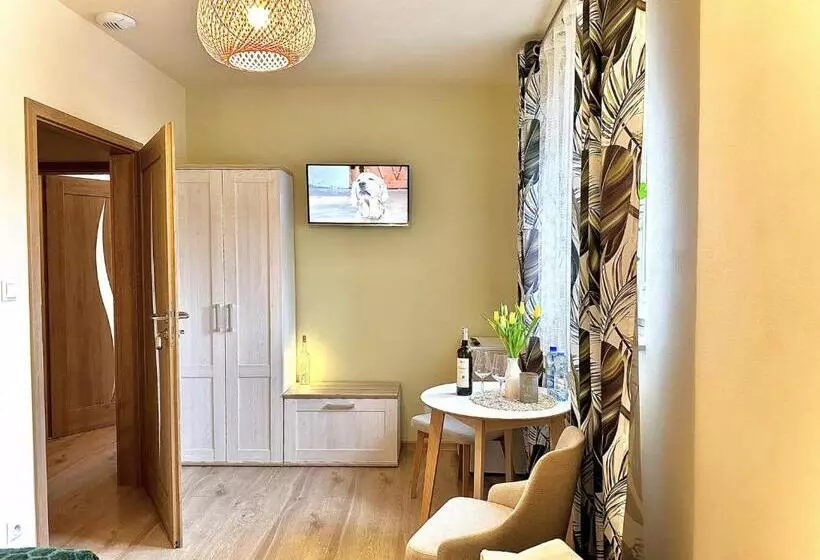 ペンション Winnica Nad Jarem