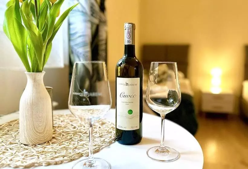 ペンション Winnica Nad Jarem