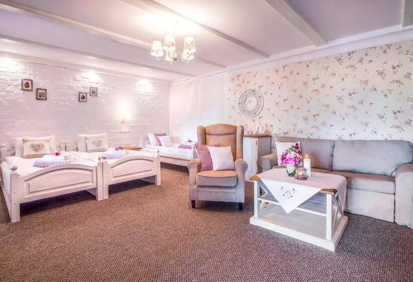 Retkeilymaja Chata Pogaduchy