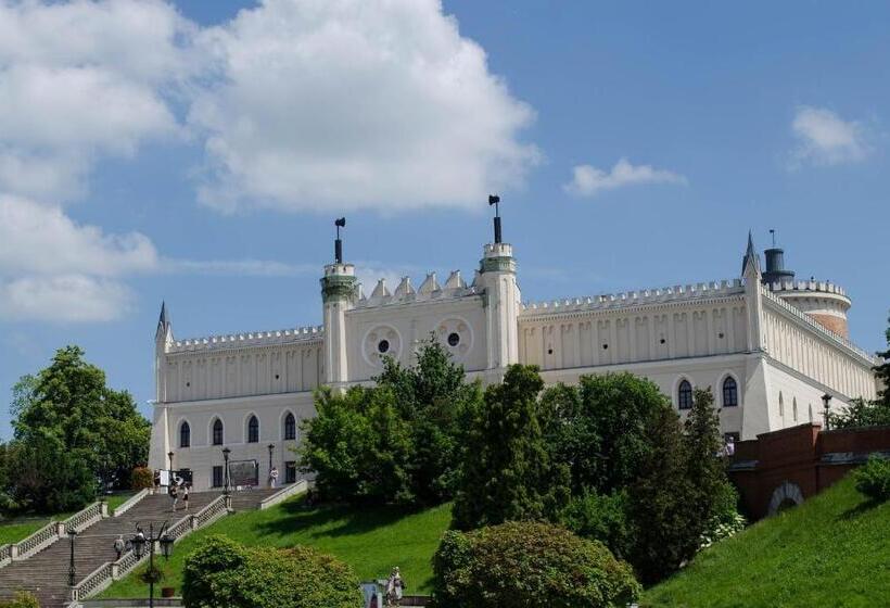 호스텔 Dom Tu I Teraz