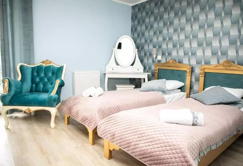 Retkeilymaja Zajazd Bombonierka