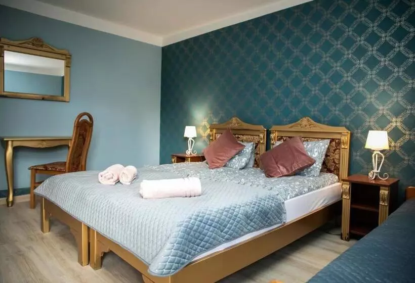 Retkeilymaja Zajazd Bombonierka