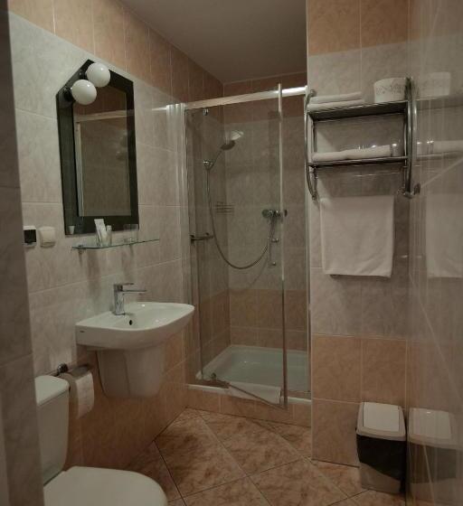 Azymut Hotel & Restaurant