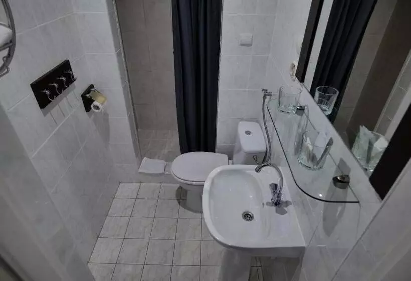 Azymut Hotel & Restaurant