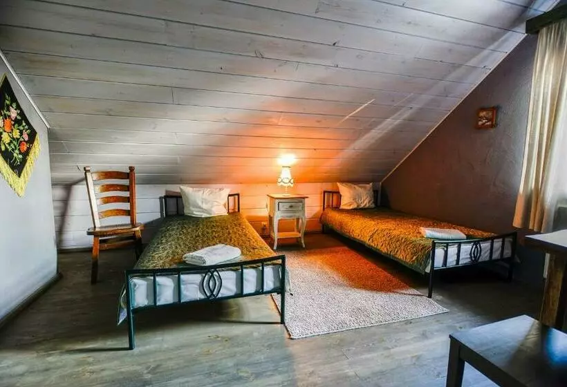 ベッドアンドブレックファースト Bojarski Gościniec