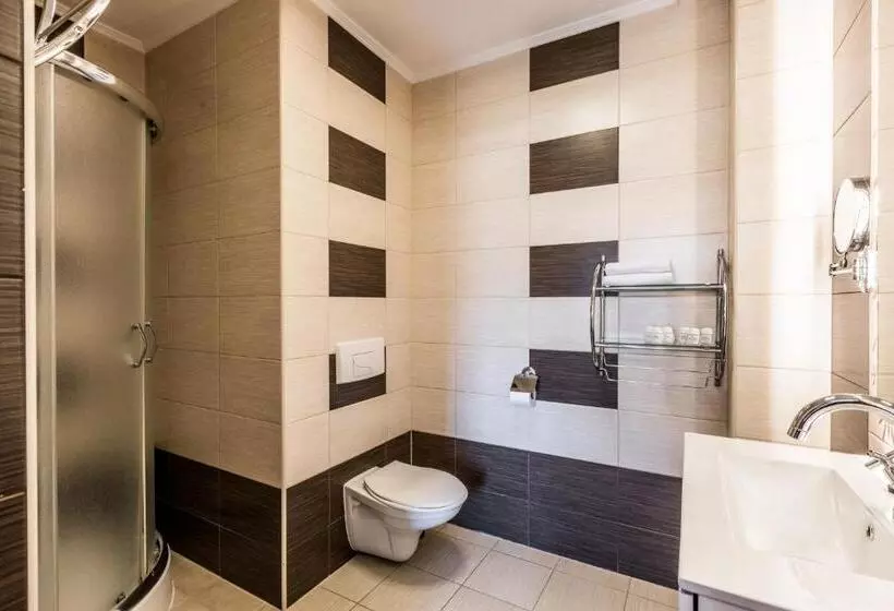 Aamiaismajoitus (B&B) Dworek Pod Giewontem