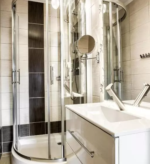 Aamiaismajoitus (B&B) Dworek Pod Giewontem