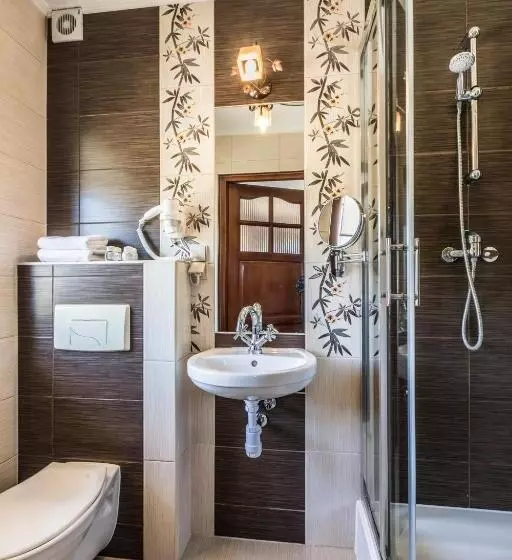 Aamiaismajoitus (B&B) Dworek Pod Giewontem