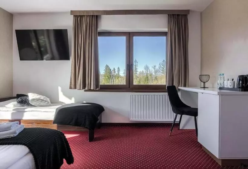 Aamiaismajoitus (B&B) Dworek Pod Giewontem