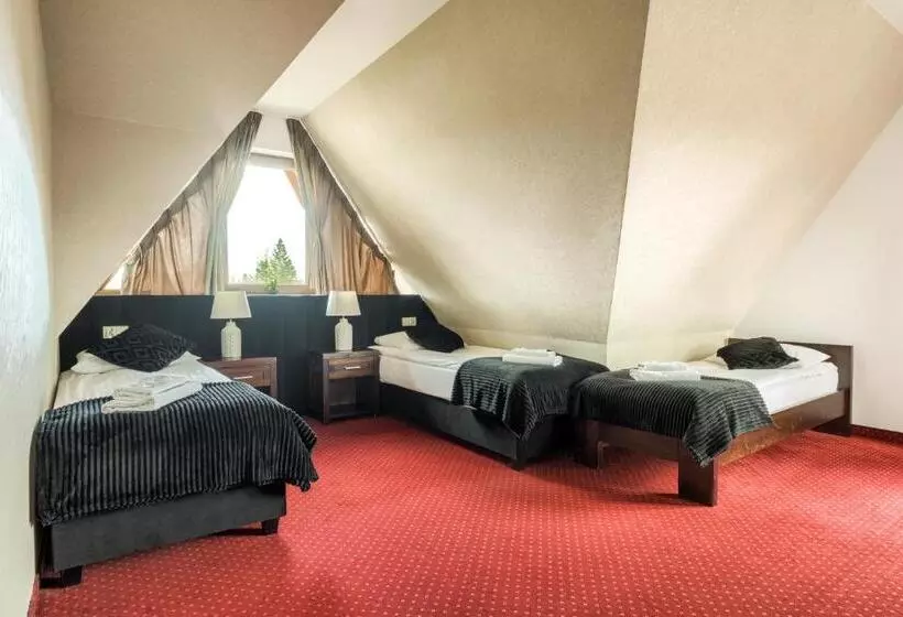 Aamiaismajoitus (B&B) Dworek Pod Giewontem