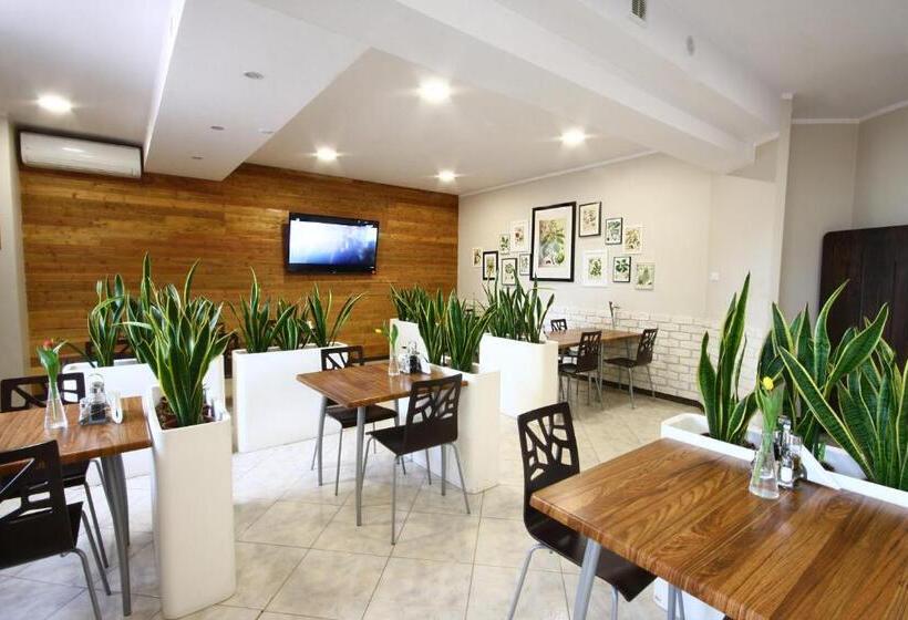 مبيت وإفطار Pensjonat Pod Kasztanami