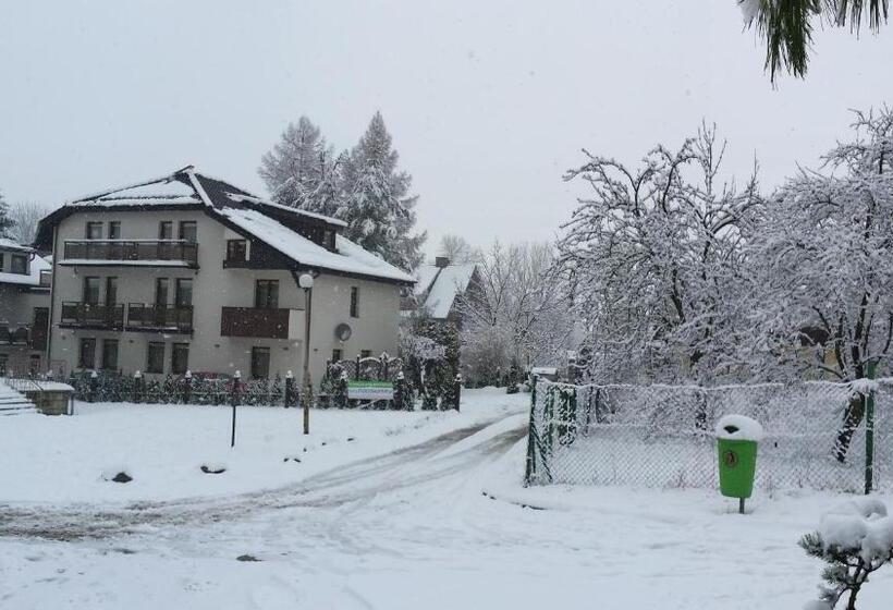 تختخواب و صبحانه Pokoje Gościnne Akacja