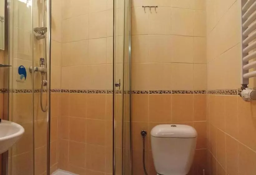 Aamiaismajoitus (B&B) Pokoje Gościnne Akacja