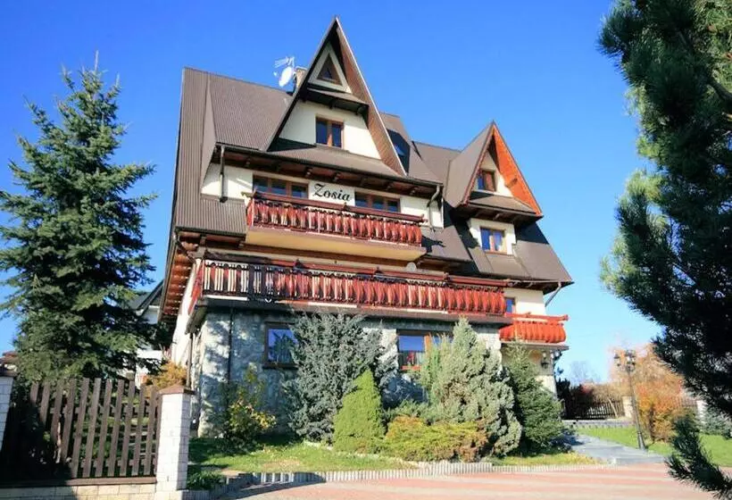 Aamiaismajoitus (B&B) Pokoje Gościnne Zosia