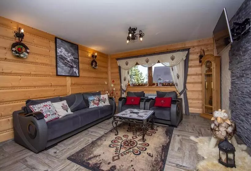 Aamiaismajoitus (B&B) Pokoje Gościnne Zosia