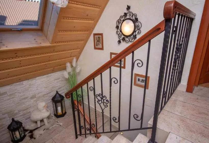 Aamiaismajoitus (B&B) Pokoje Gościnne Zosia