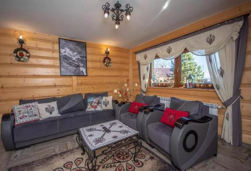 Aamiaismajoitus (B&B) Pokoje Gościnne Zosia