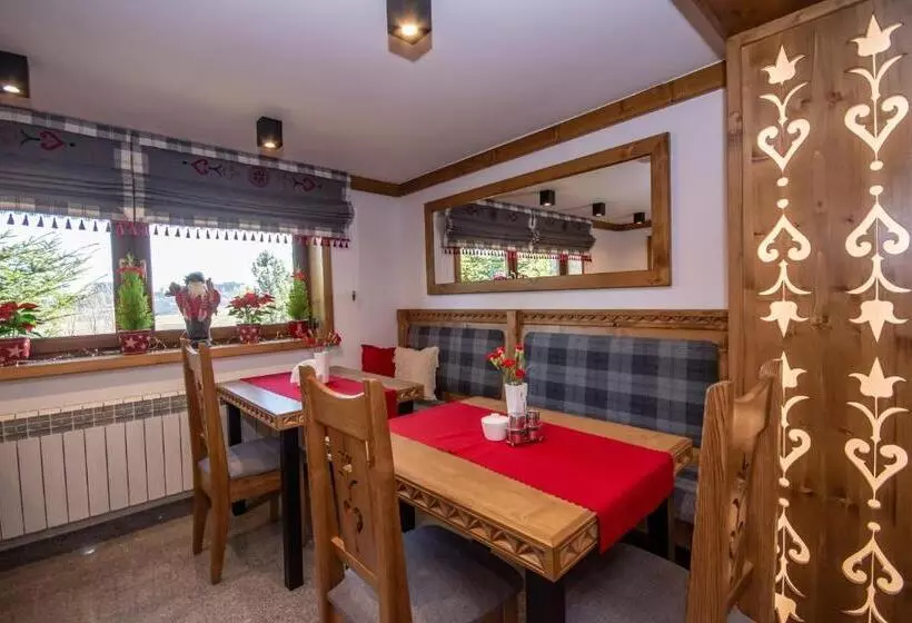 Aamiaismajoitus (B&B) Pokoje Gościnne Zosia