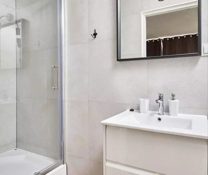 تختخواب و صبحانه Villa Alpina