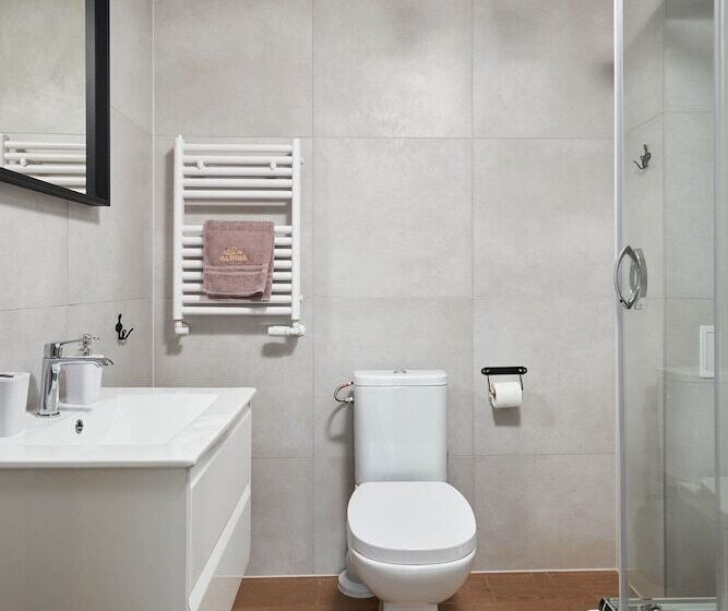 تختخواب و صبحانه Villa Alpina