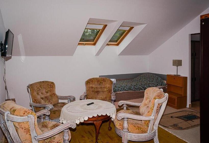 تختخواب و صبحانه Willa Alba