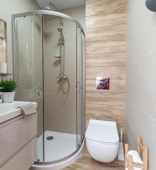 تختخواب و صبحانه Willa Biały Domek