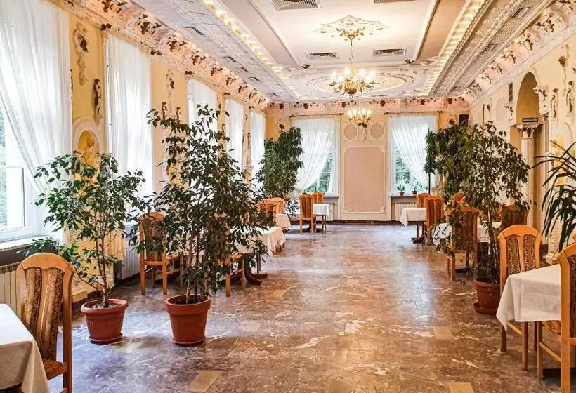 Dworek Brodowo Restauracja Hotel Przyjęcia