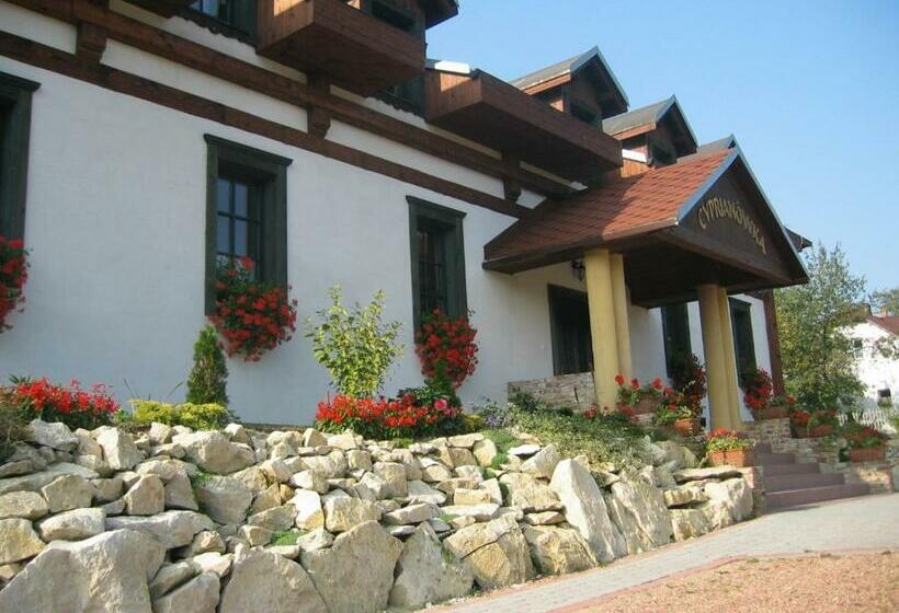 Отель Cyprianówka