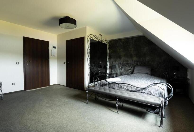 בית מלון כפרי Magnat