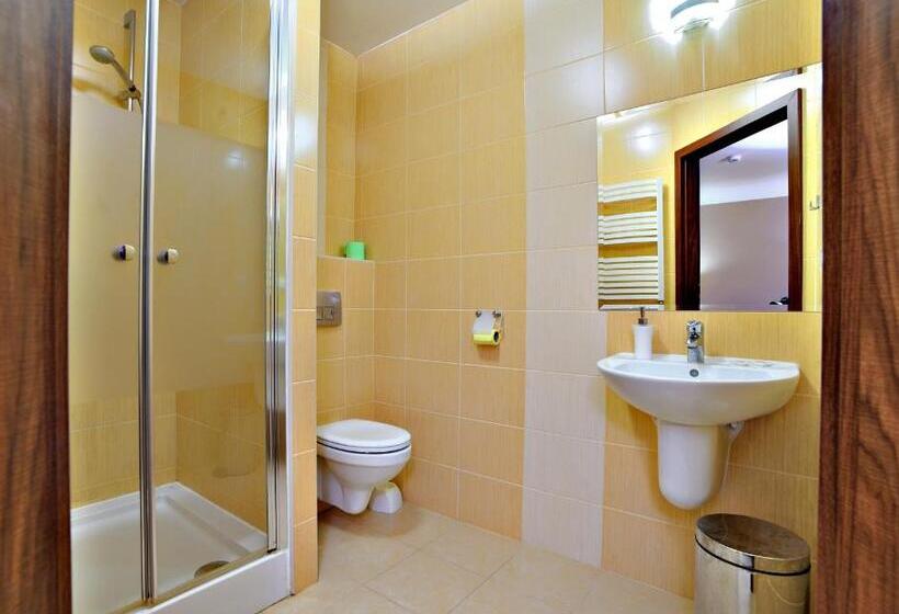 בית מלון כפרי Partner