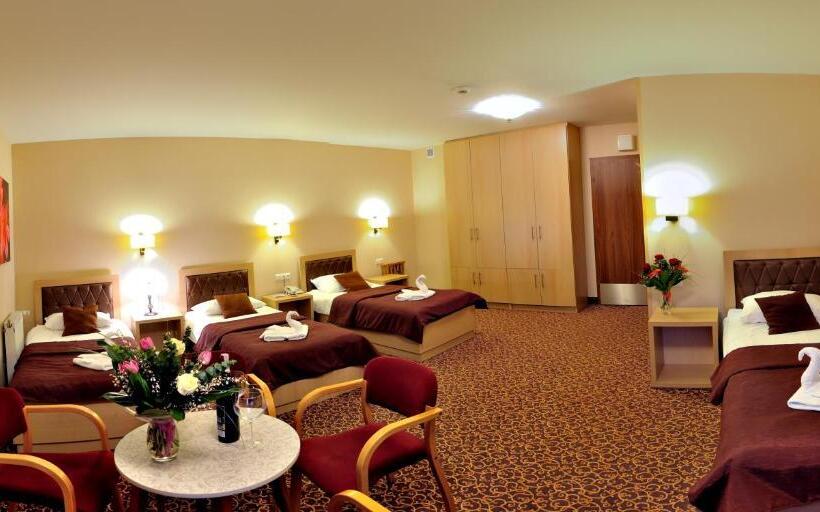 בית מלון כפרי Partner