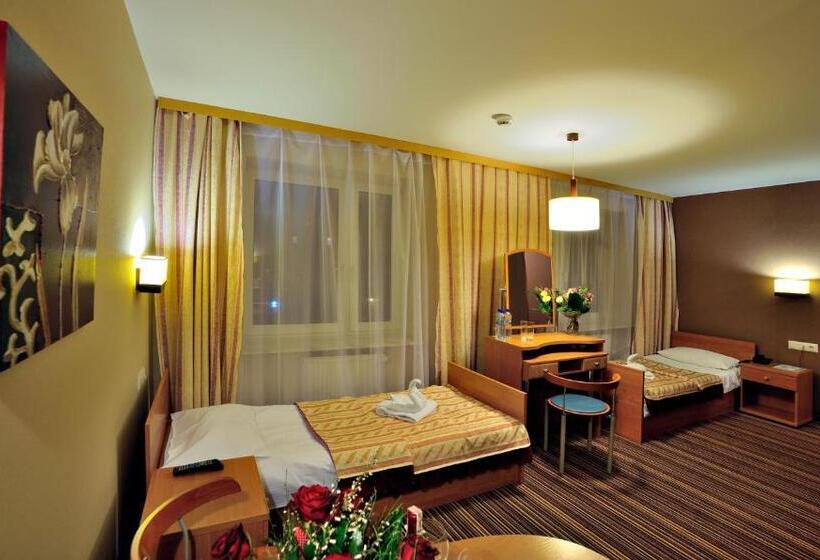 בית מלון כפרי Partner