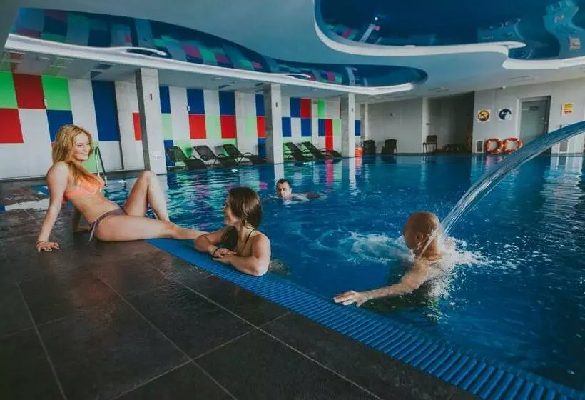 Hotelli Radocza Park Business