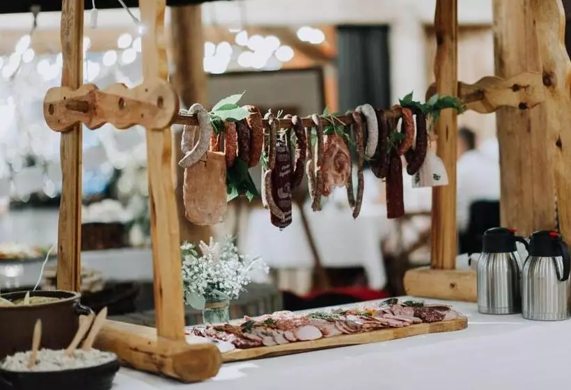 Hotelli Ranczo W Dolinie