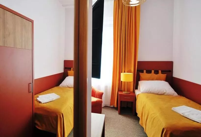 Majatalo Dom Zdrojowy Amber