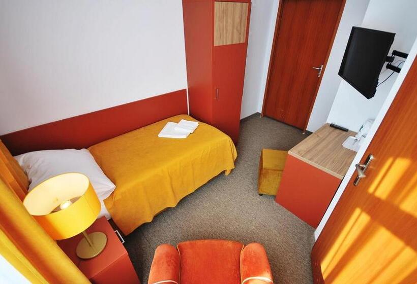 פנסיון Dom Zdrojowy Amber