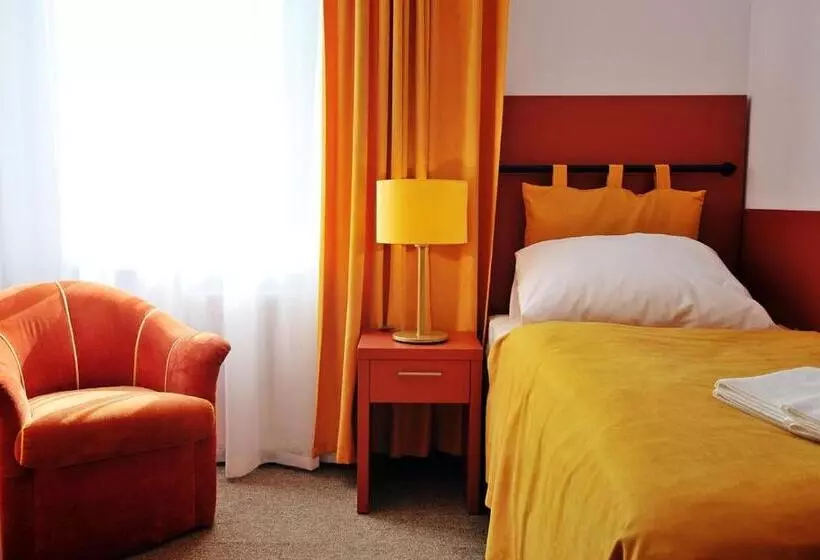 Majatalo Dom Zdrojowy Amber