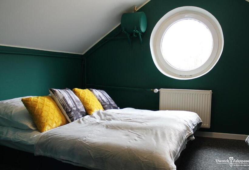 펜션 Dworek Zakopane