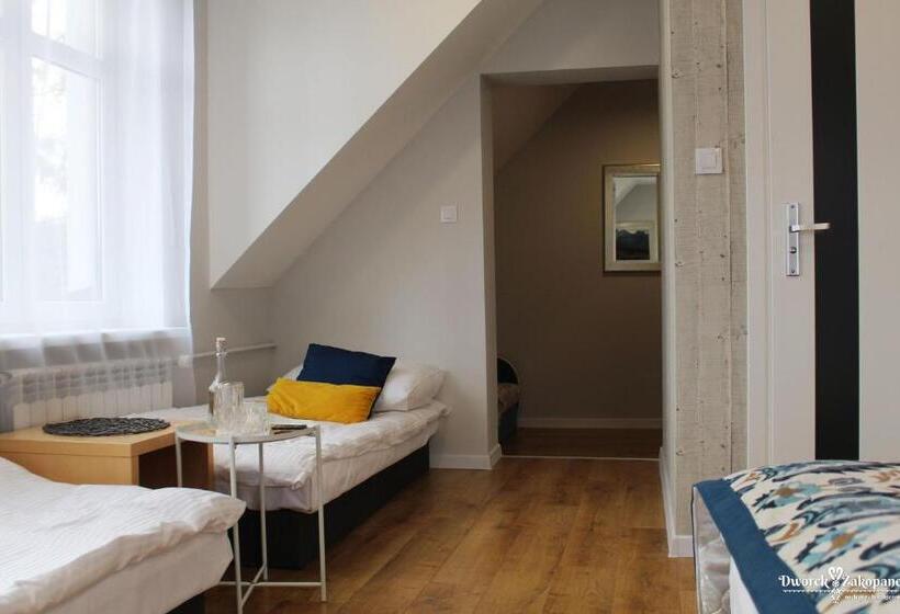 펜션 Dworek Zakopane