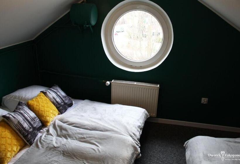 펜션 Dworek Zakopane