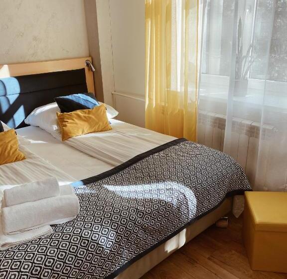 펜션 Dworek Zakopane