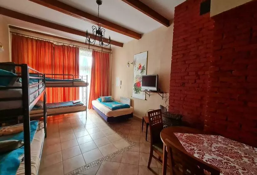 Majatalo Pensjonacik Ogrody