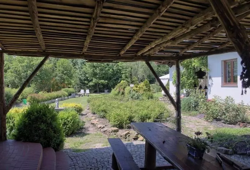 Majatalo Pensjonacik Ogrody