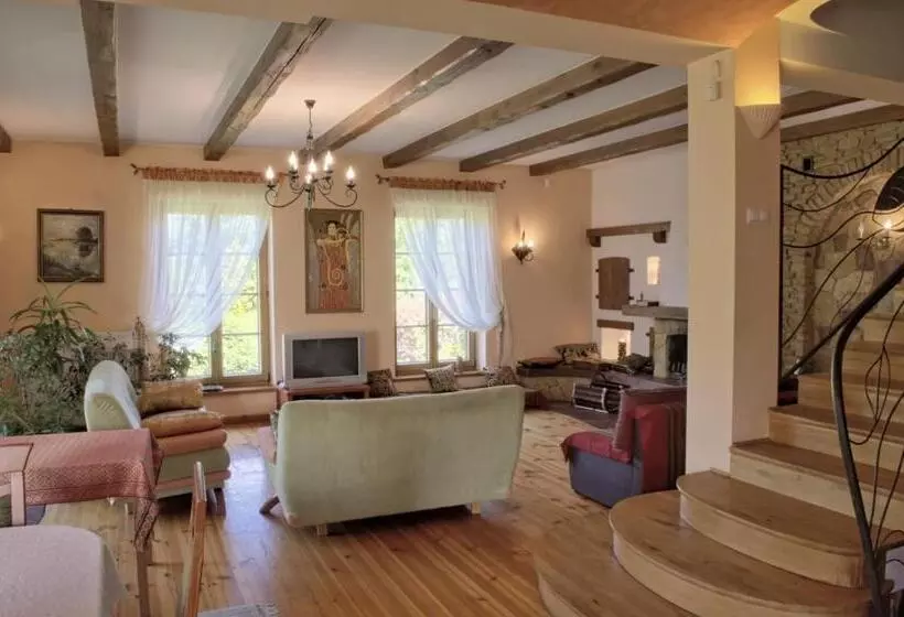 Majatalo Pensjonacik Ogrody