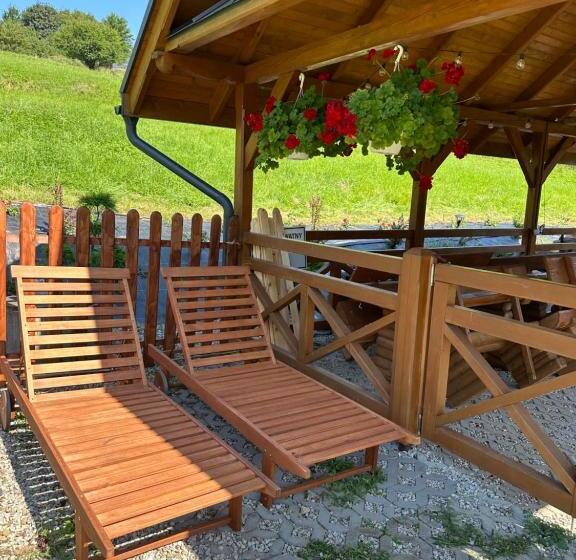 Majatalo Willa Aurinia